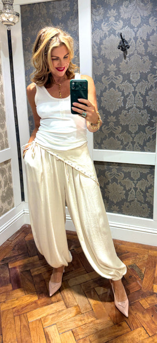 Wren Balloon Leg Trouser Beigec